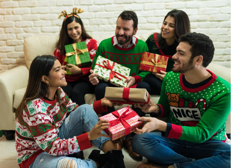 ¡Empezó el mes más alegre y musical del año! …Y nosotros tenemos un obsequio para ti