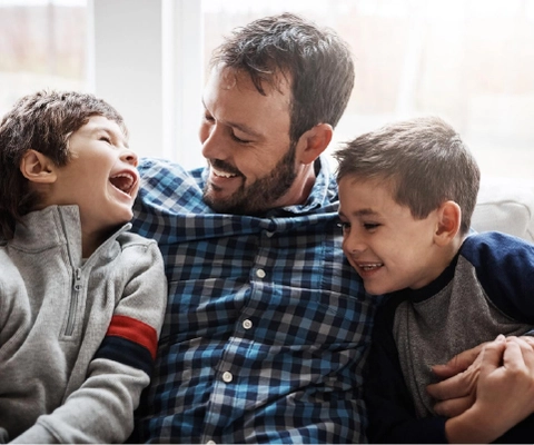  Del mimo a la conversaci&oacute;n: C&oacute;mo mantener vivo y fuerte el v&iacute;nculo con tus hijos.