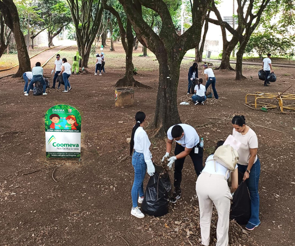 Avanzamos cuidando nuestro “hijo adoptivo natural” el Parque Santa Anita Avanzamos cuidando nuestro “hijo adoptivo natural” el Parque Santa Anita