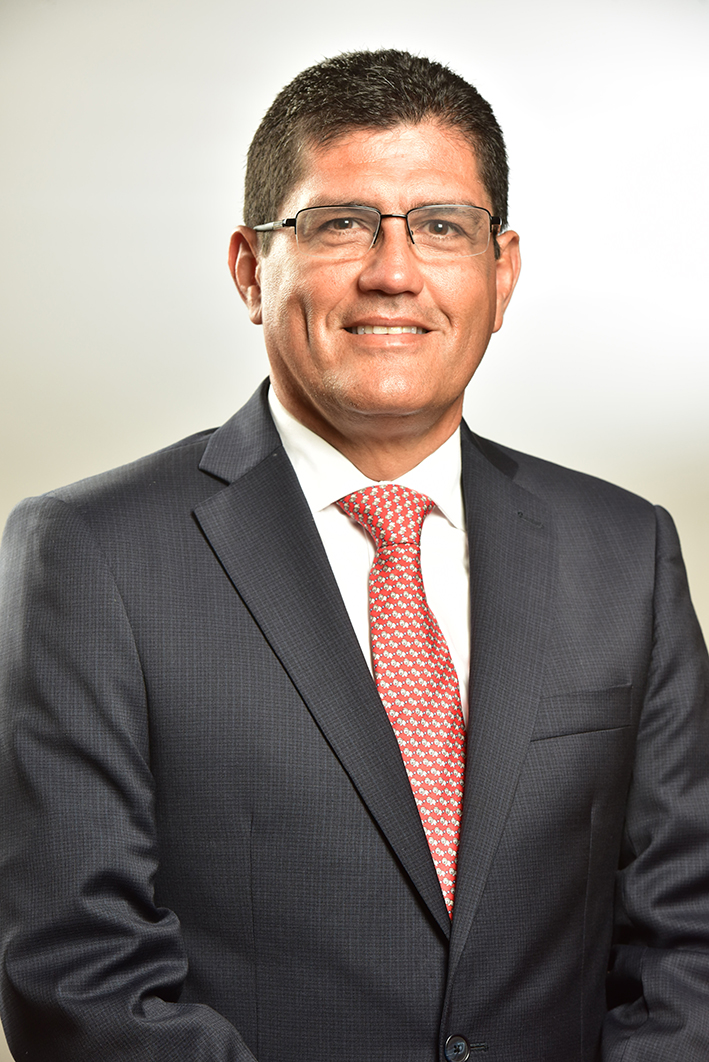 Dr Alfredo Arana 